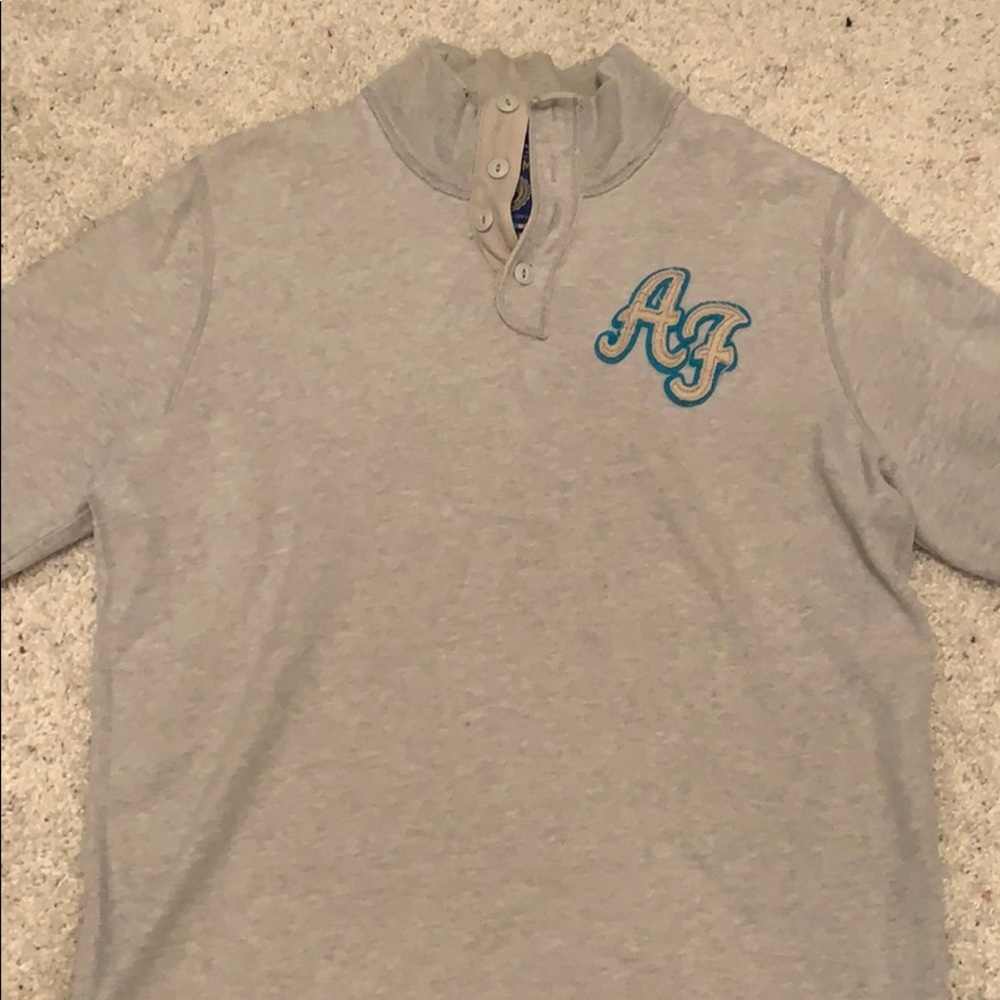 Men’s Abercrombie shirt